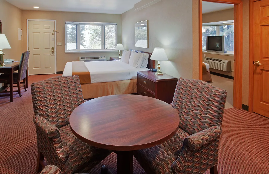 Himark Hotel-1