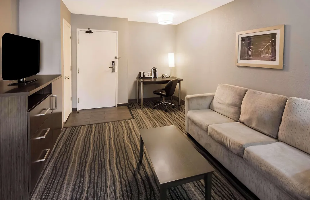 Best Western Riverside Inn-1