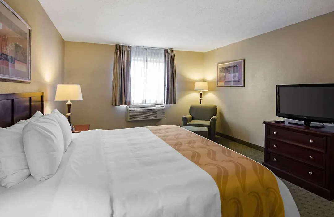 Quality Inn Summersville - New River Area-1