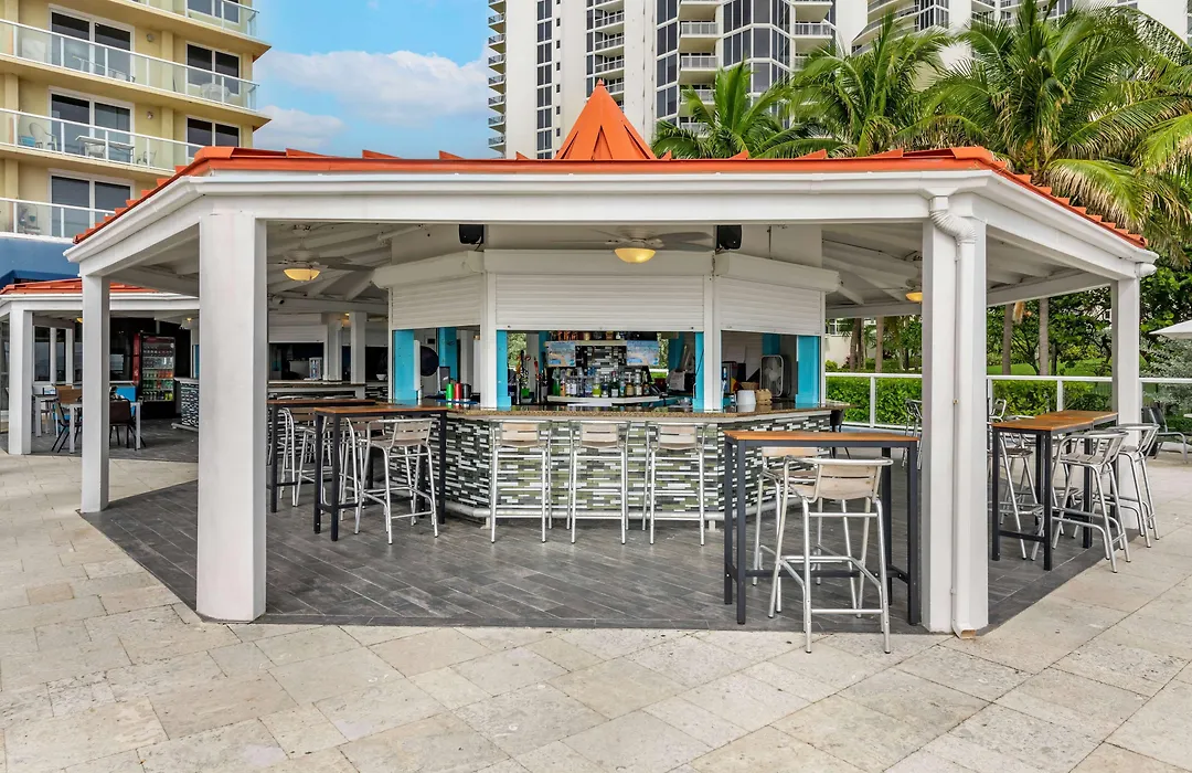 Ramada Plaza By Wyndham Marco Polo Beach Resort-1