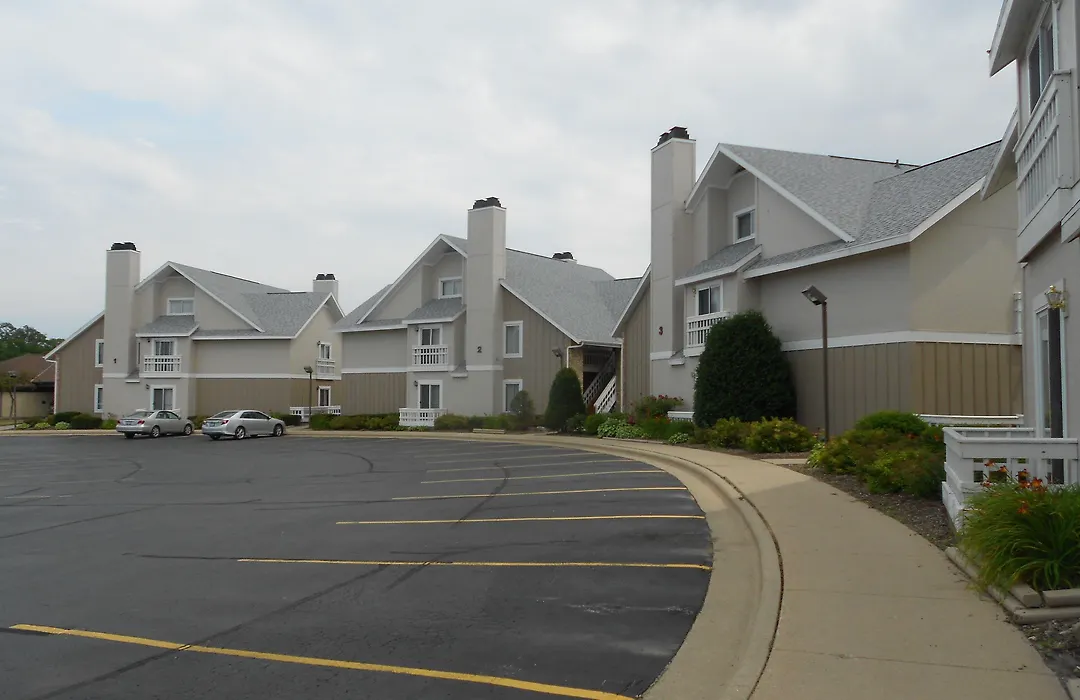 Hawthorn Extended Stay By Wyndham Green Bay-1