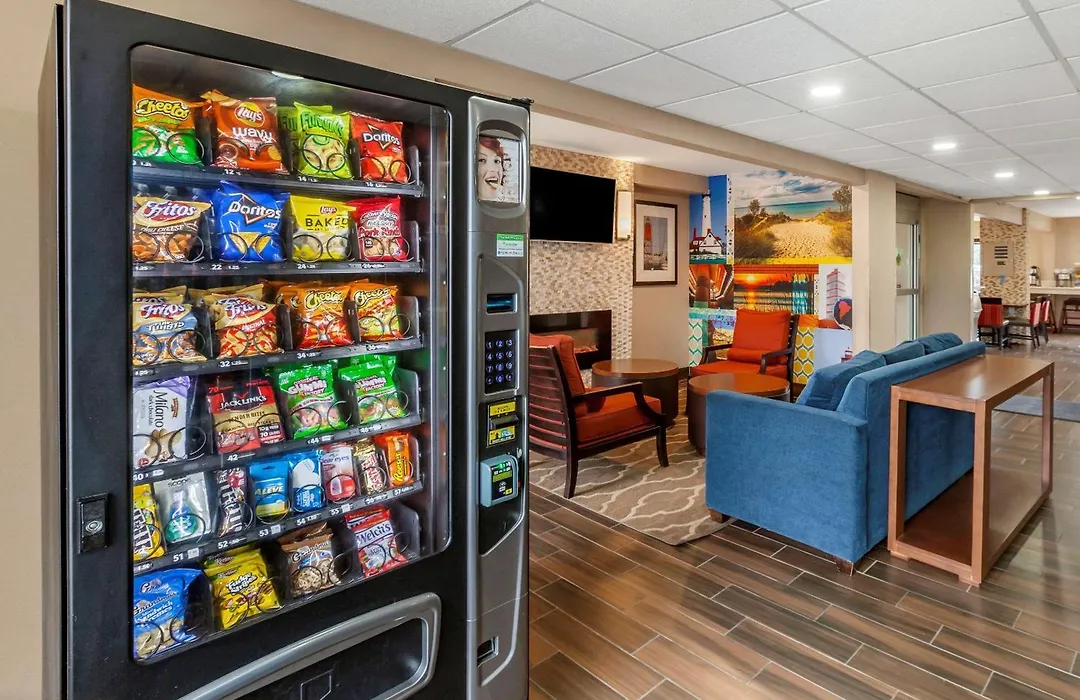 Clarion Pointe Racine - Mount Pleasant-1
