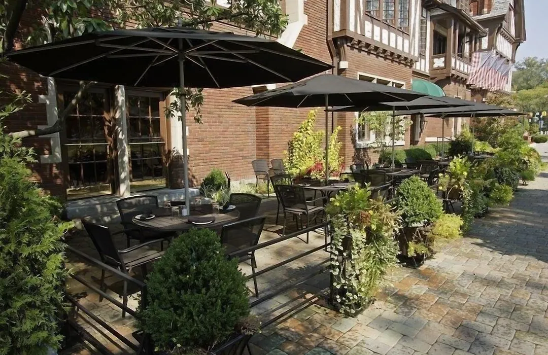 Best Western Premier Mariemont Inn-1