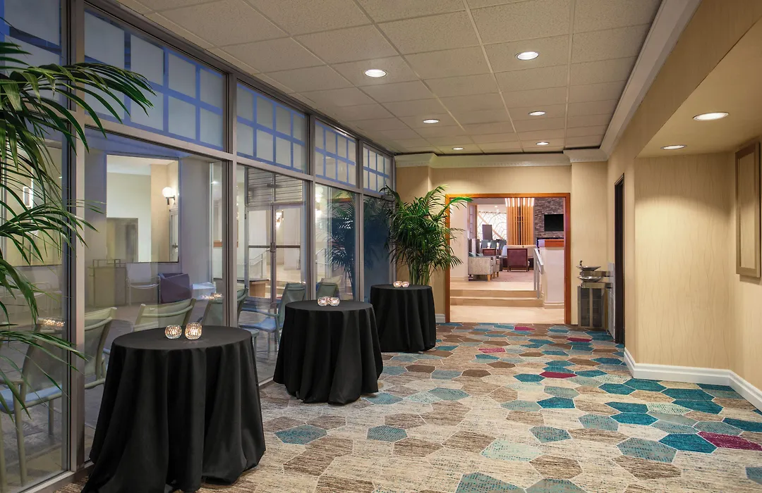Ac Hotel By Marriott Portland Lake Oswego-1