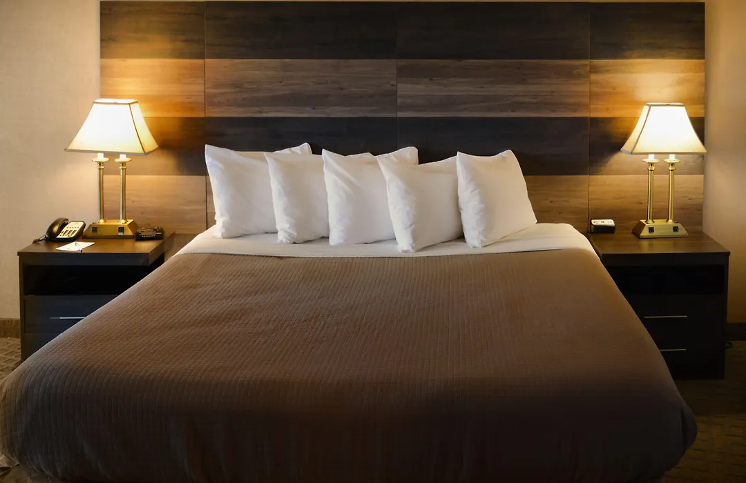 Clarion Hotel Philadelphia International Airport-1