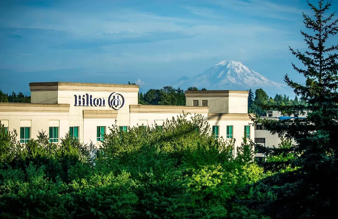 Hilton Seattle Airport & Conference Center-1