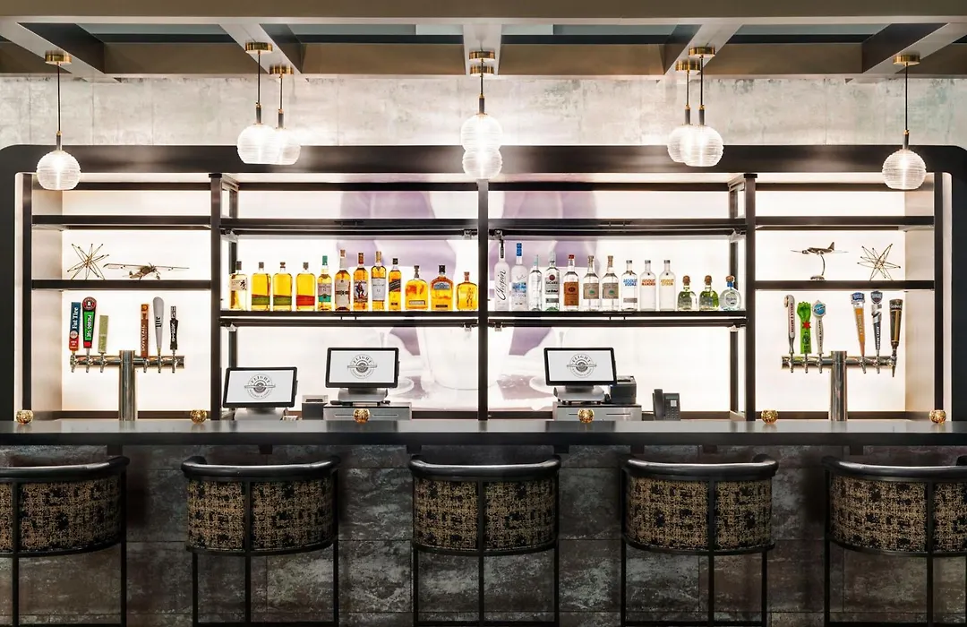 Sheraton Suites Chicago O'Hare-1