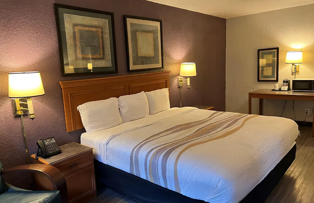 La Quinta Inn By Wyndham Bossier City-1