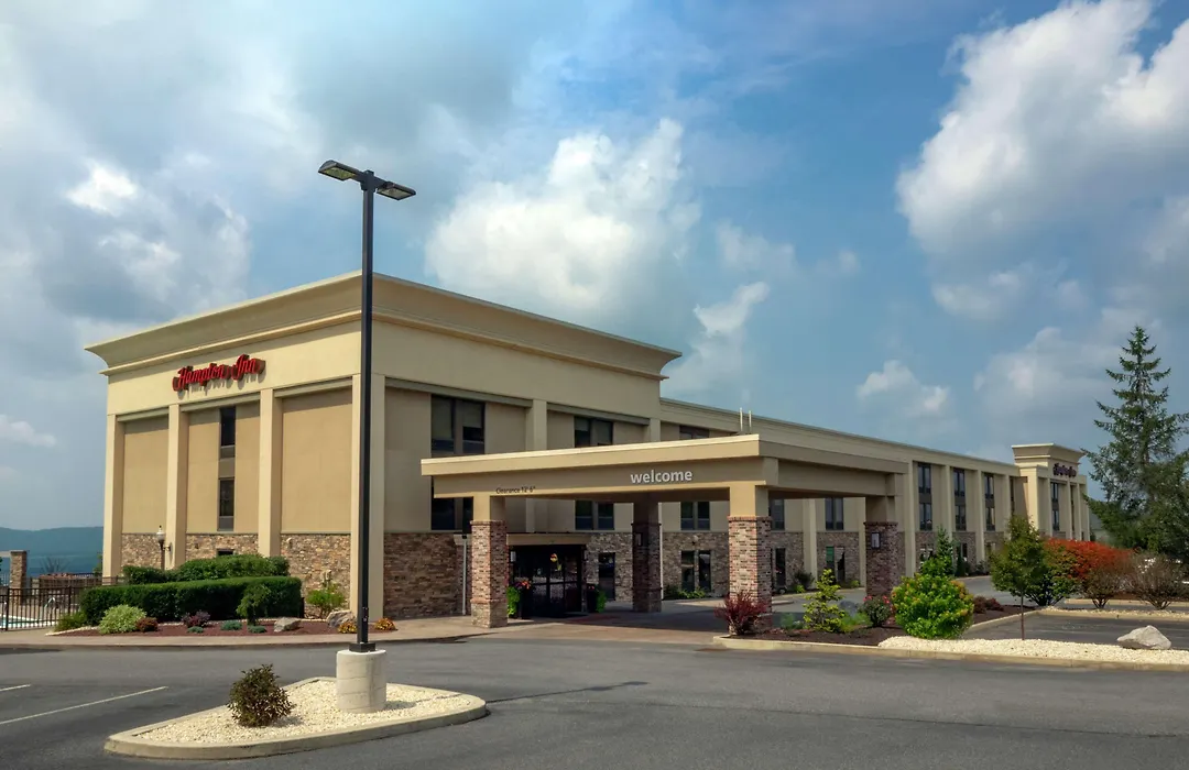Hampton Inn Hazleton-1