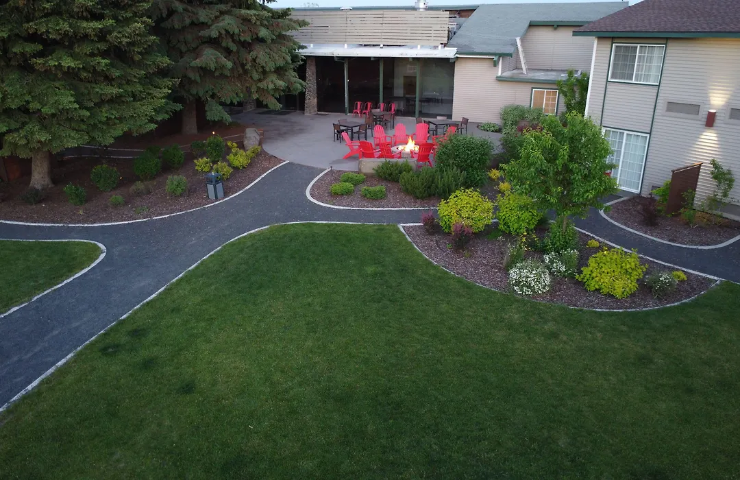 Ramada By Wyndham Spokane Airport-1