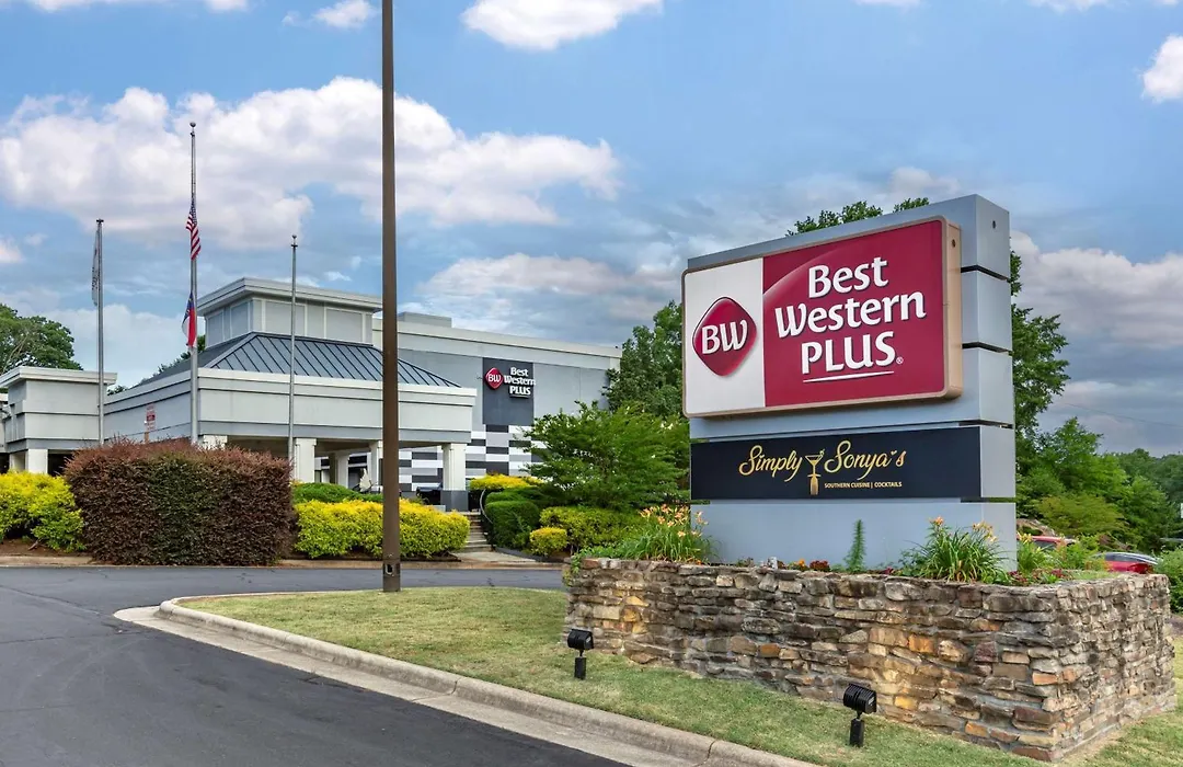 Best Western Plus University Inn-1