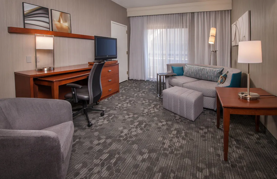 Courtyard By Marriott Dulles Airport Chantilly-1