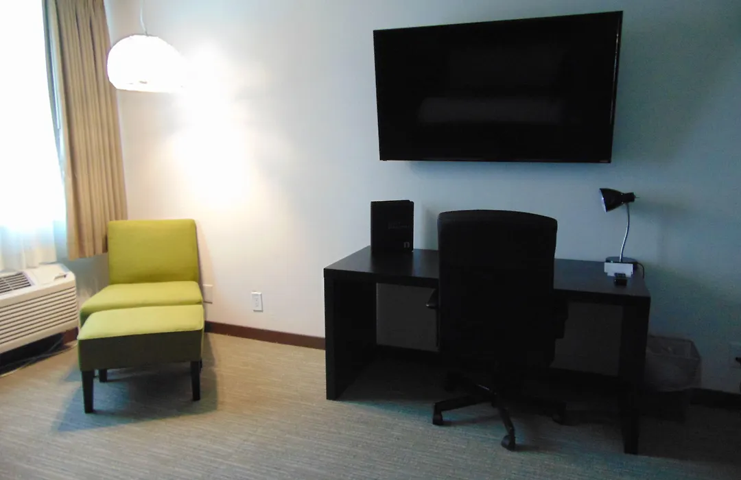 Redac Gateway Hotel Torrance-1