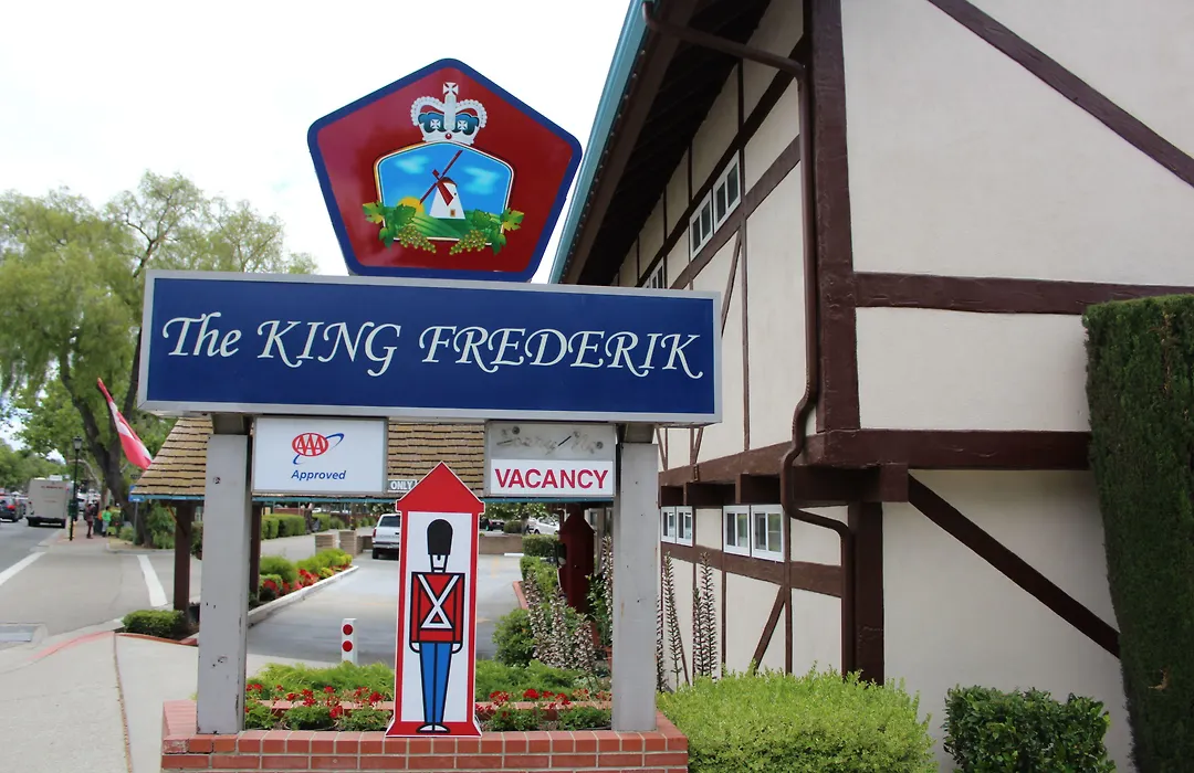 King Frederik Inn-1