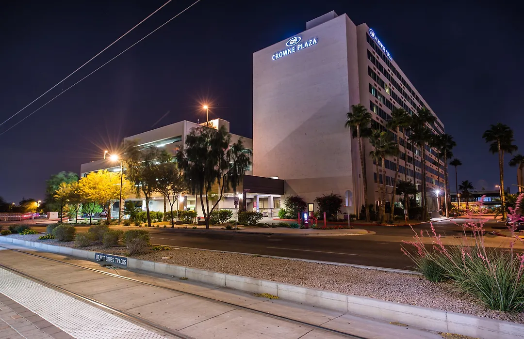 Crowne Plaza Phoenix Airport - Phx By Ihg-1