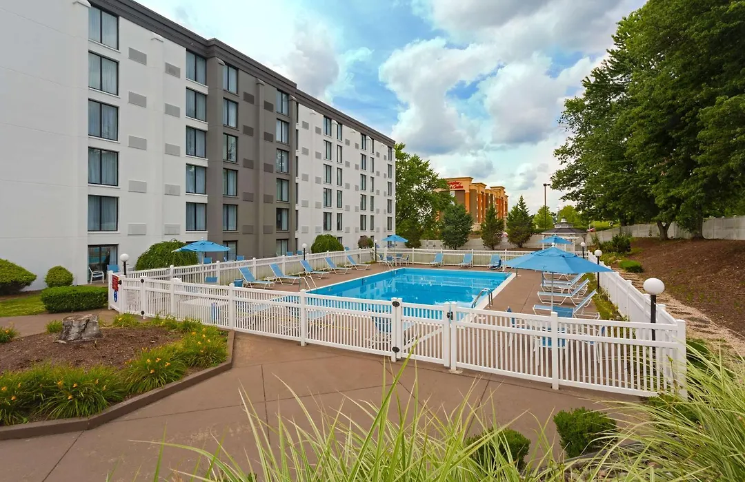 Doubletree By Hilton Washington Meadow Lands Casino Area-1