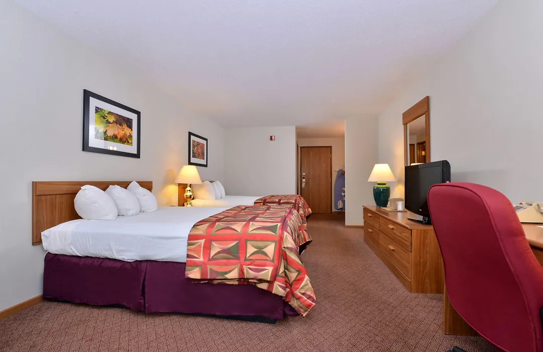 Travelodge By Wyndham Ishpeming/Marquette-1