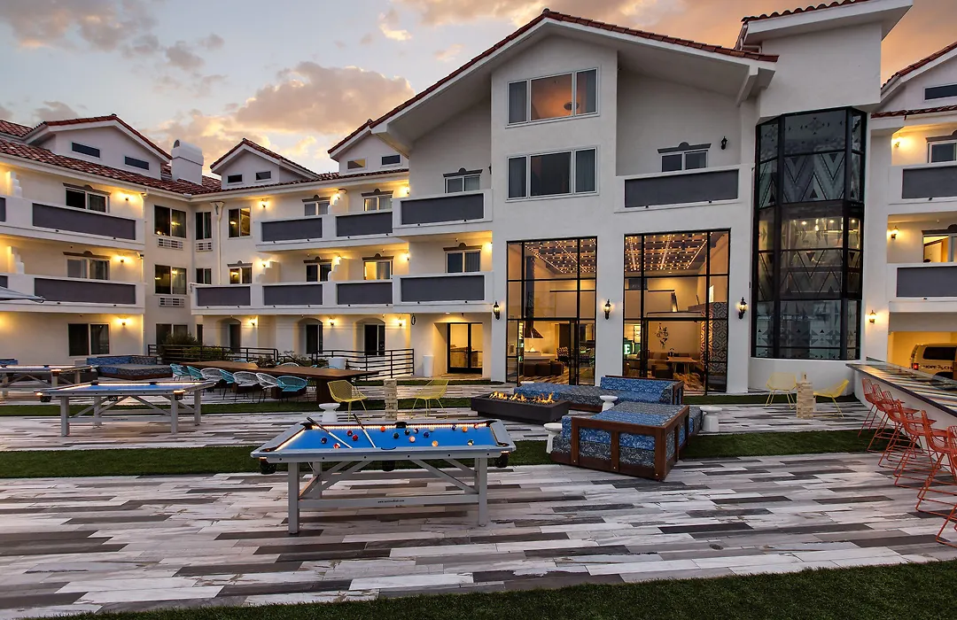 Hotel Hermosa-1