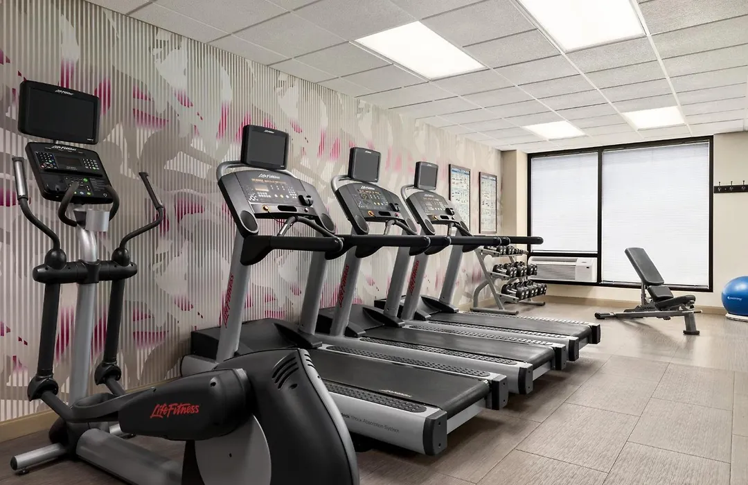 Crowne Plaza Edison By Ihg-1