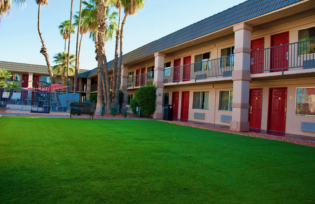 Ramada By Wyndham Yuma-1