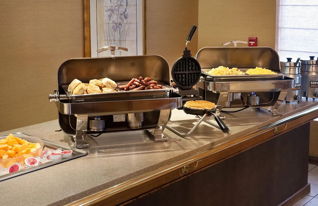 Quality Inn & Suites Albuquerque Midtown - University Area-1