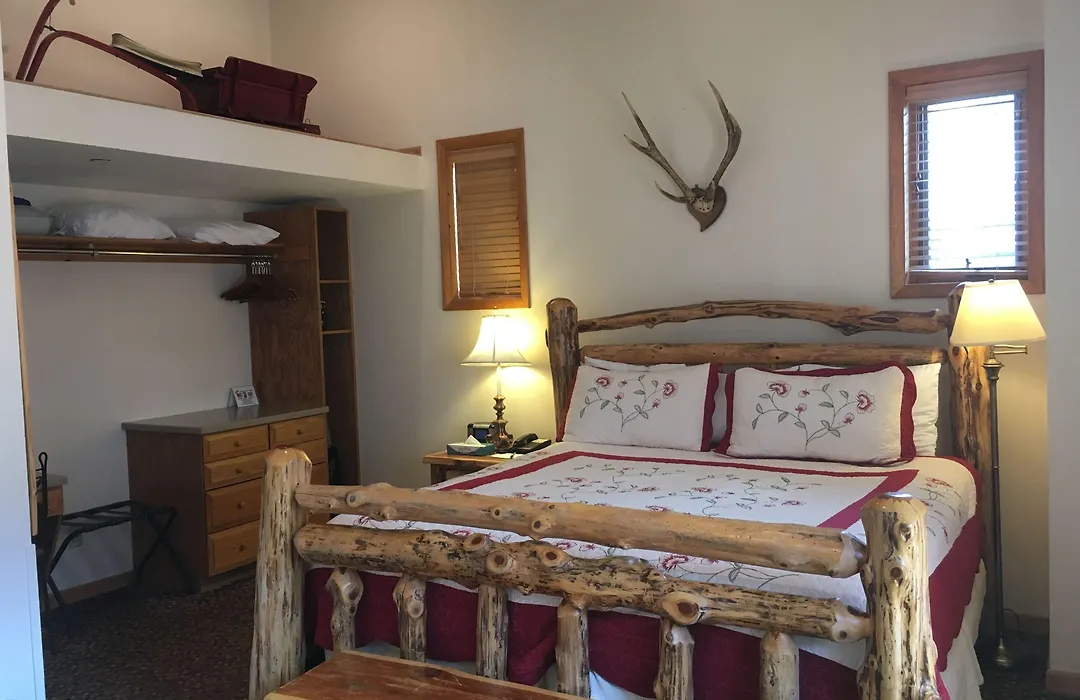 Mountain Chalet Aspen-1