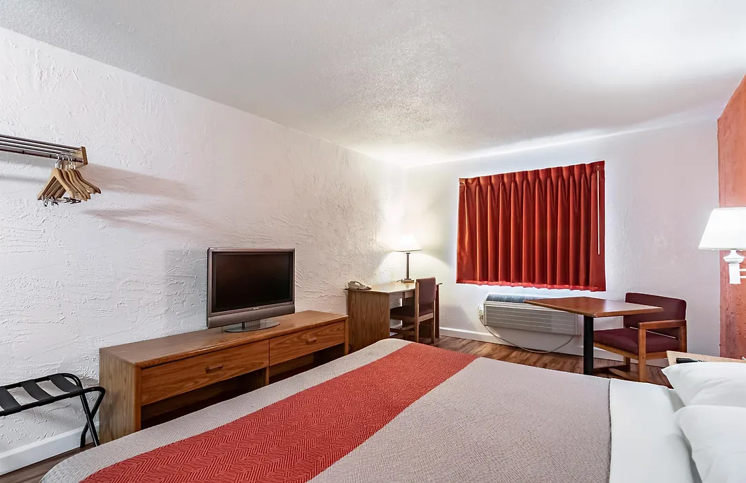 Motel 6-Naperville, Il-1