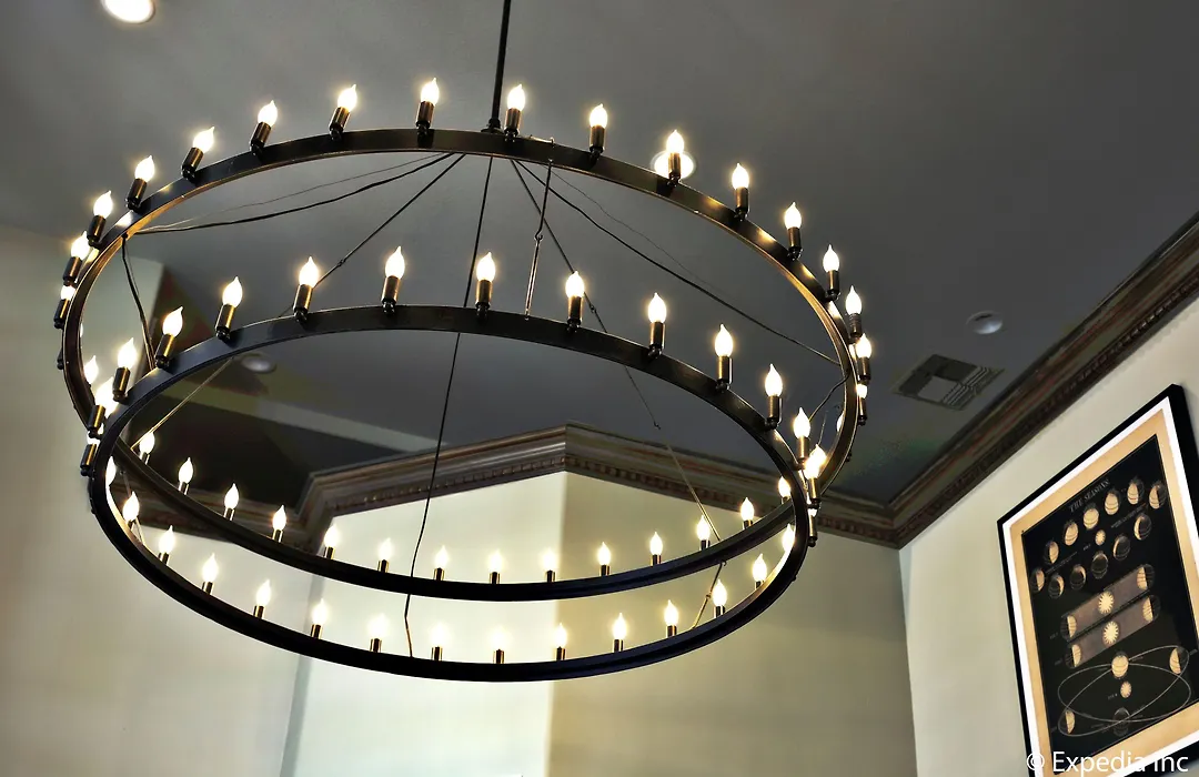 Anaheim Camelot Inn & Suites-1