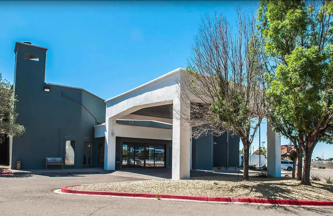 Pan American Inn And Suites-1