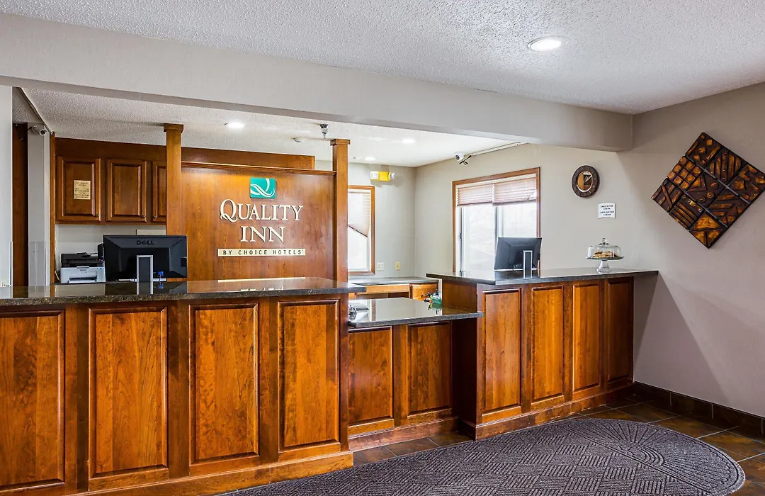 Quality Inn Mitchell I-90-1
