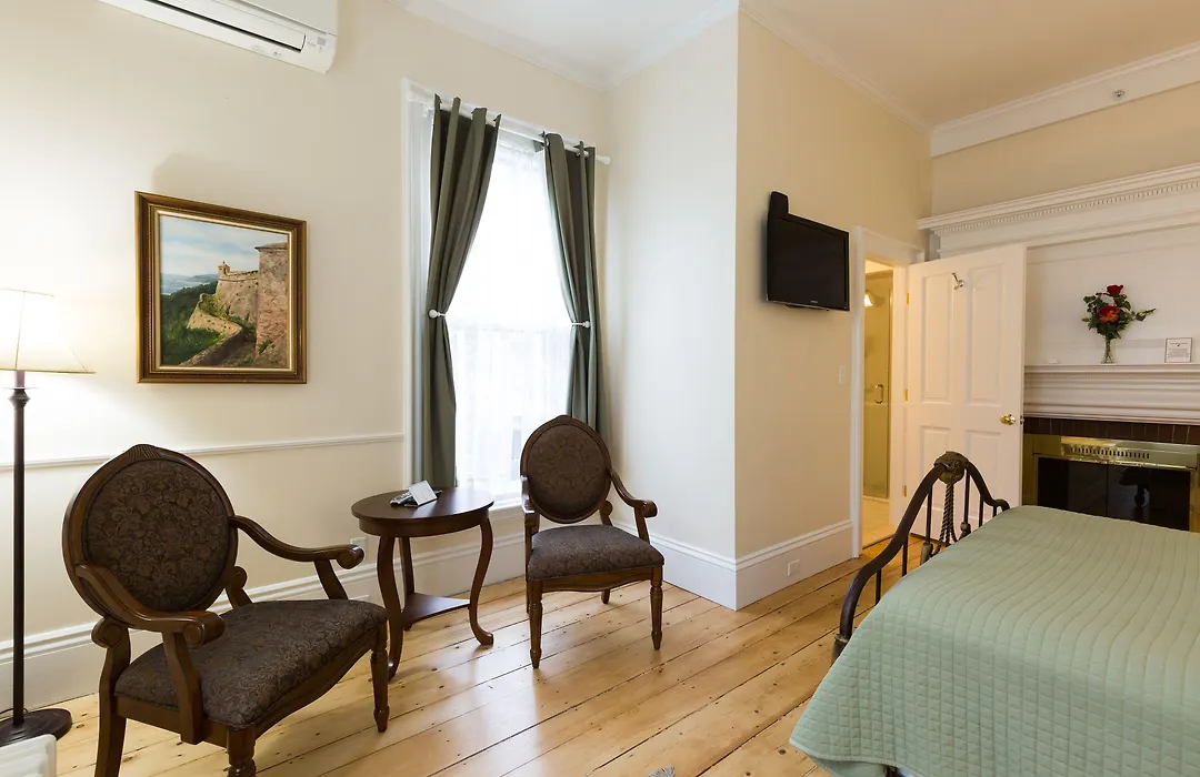 The Salem Inn-1