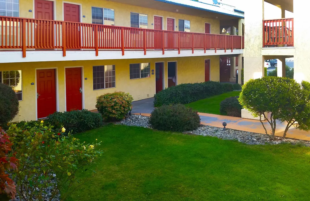 Quality Inn & Suites Crescent City Redwood Coast-1