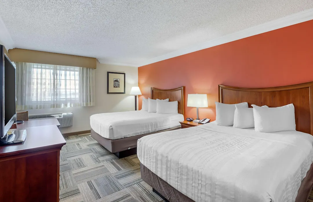 Best Western Plus Loveland Inn-1