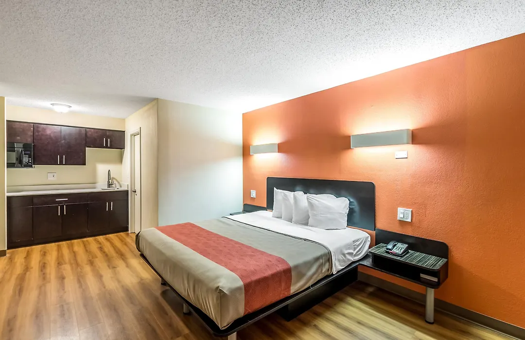 Motel 6 New Brunswick-1