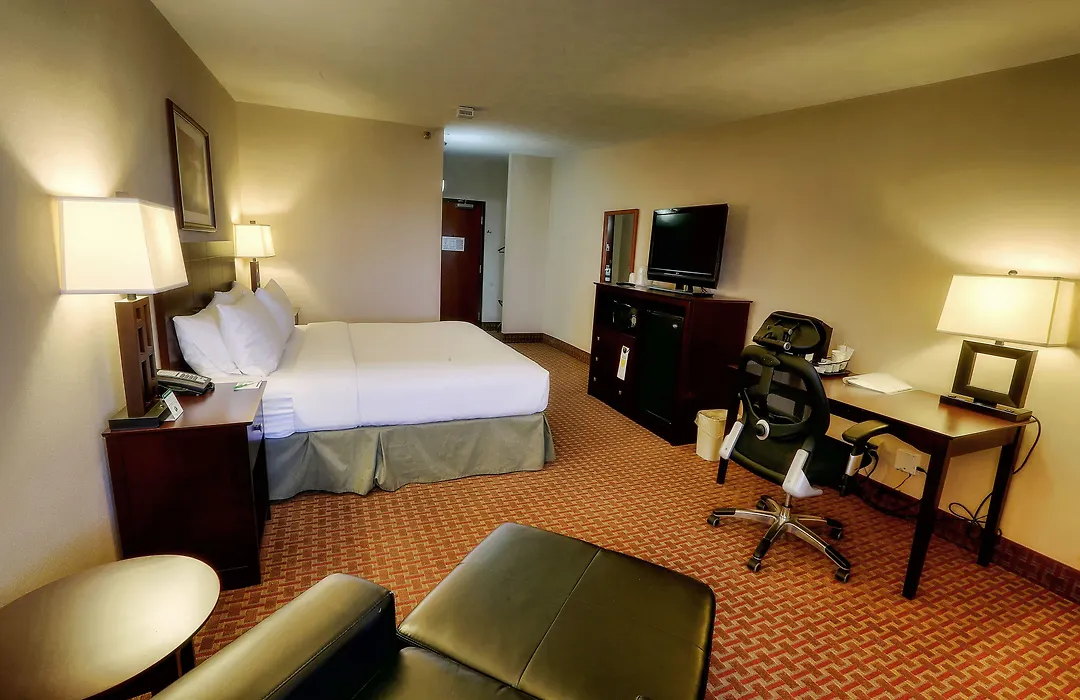 Clarion Hotel Convention Center-1