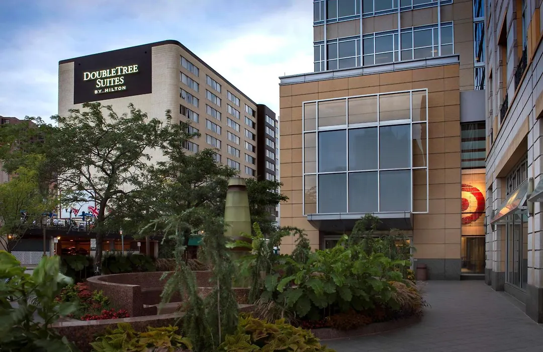 Doubletree Suites By Hilton Minneapolis Downtown-1