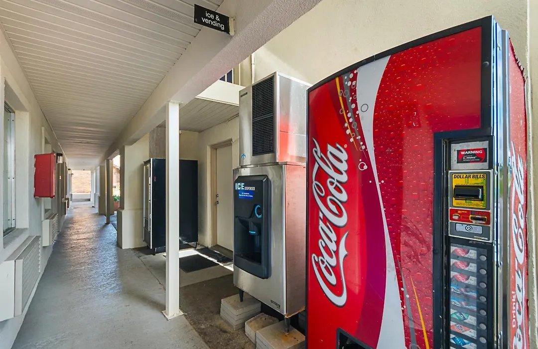 Motel 6-Livingston, Tx-1