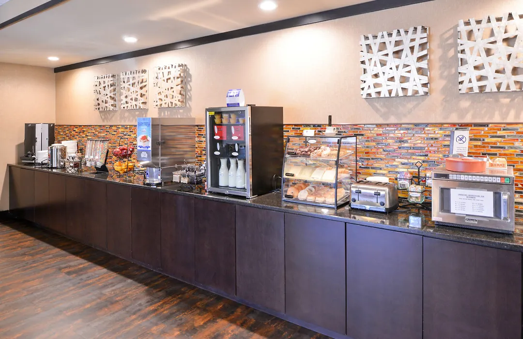 Best Western Plus Midwest Inn-1