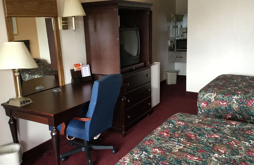 Belmont Inn And Suites-1
