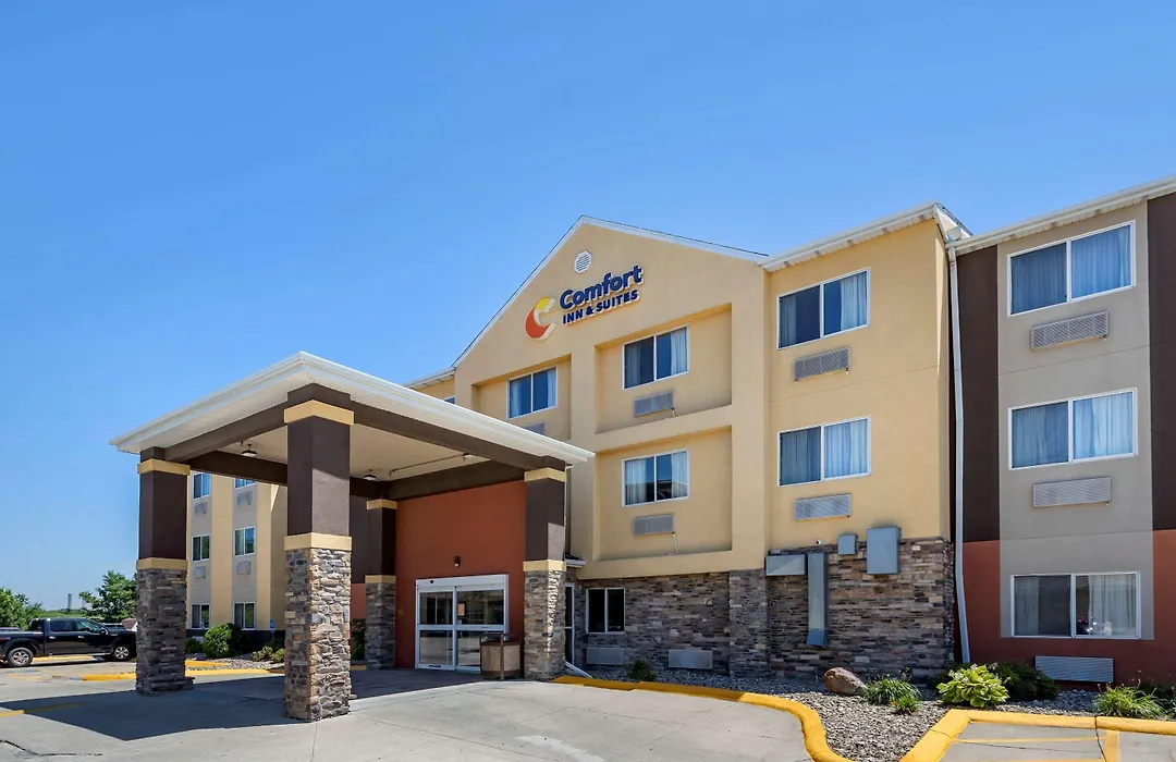 Comfort Inn & Suites Waterloo - Cedar Falls-1