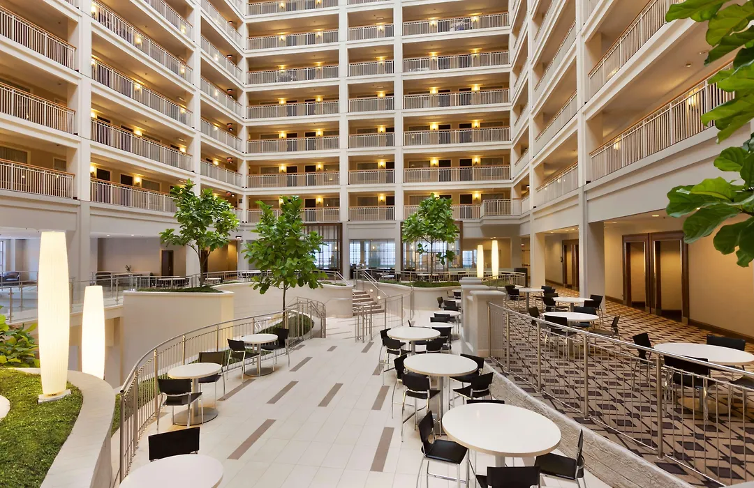 Embassy Suites Chicago - Downtown River North-1