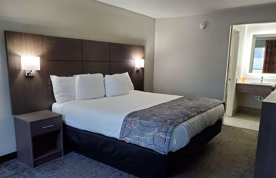 Days Inn & Suites By Wyndham Charleston Airport West-1