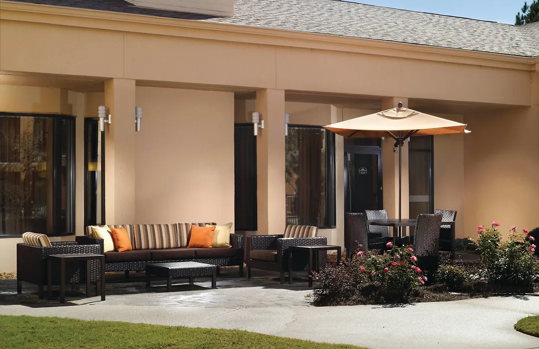 Courtyard By Marriott Macon-1