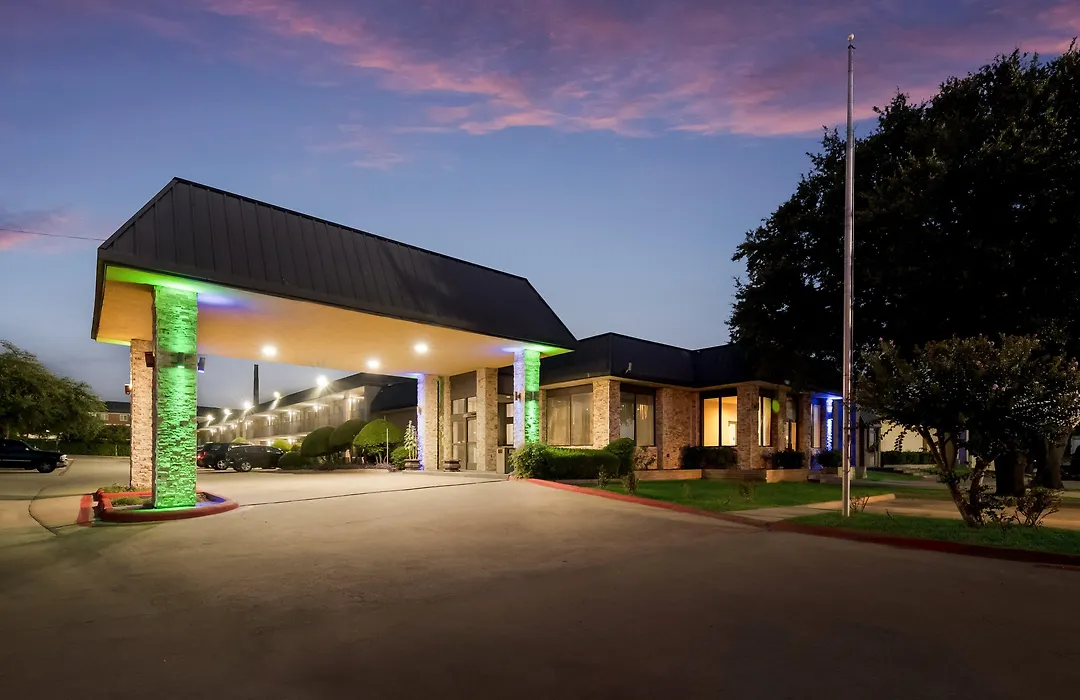 Red Roof Inn & Conference Center Mckinney-1
