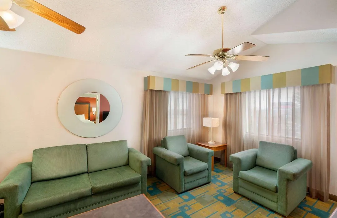 La Quinta Inn By Wyndham Cheyenne-1