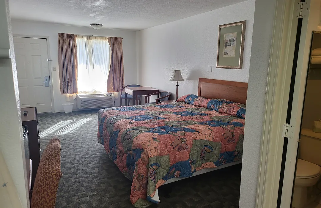 Blue Ribbon Inn And Suites-1