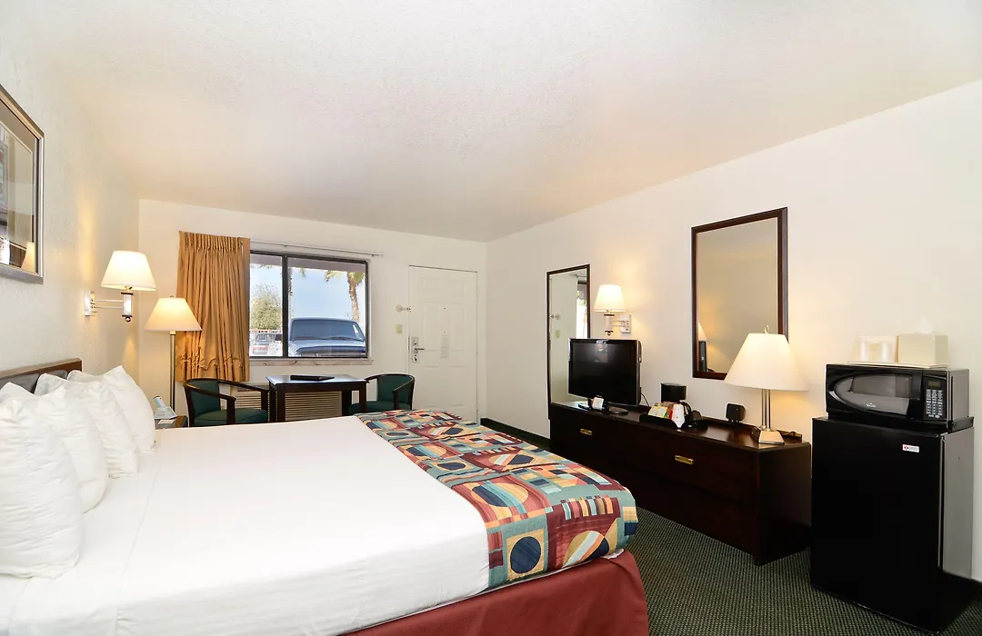 Best Western Colorado River Inn-1