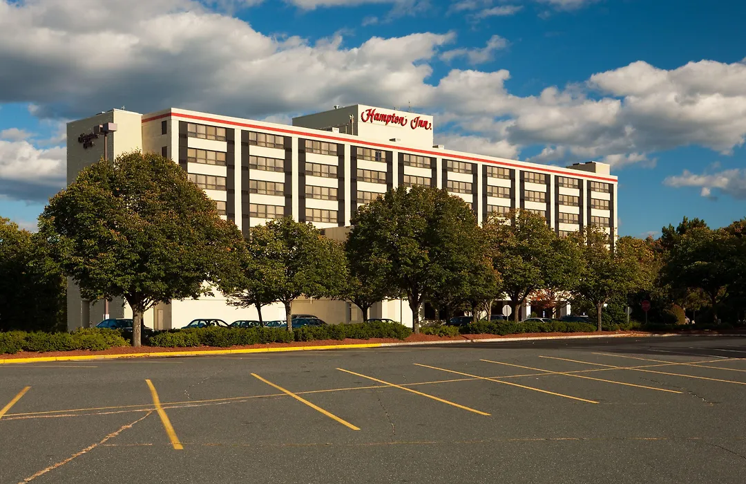 Hampton Inn Boston-Natick-1