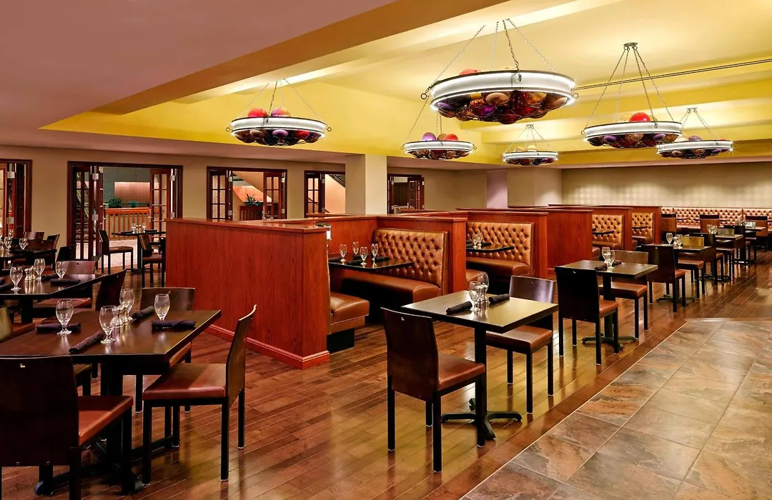 Sheraton Kansas City Hotel At Crown Center-1