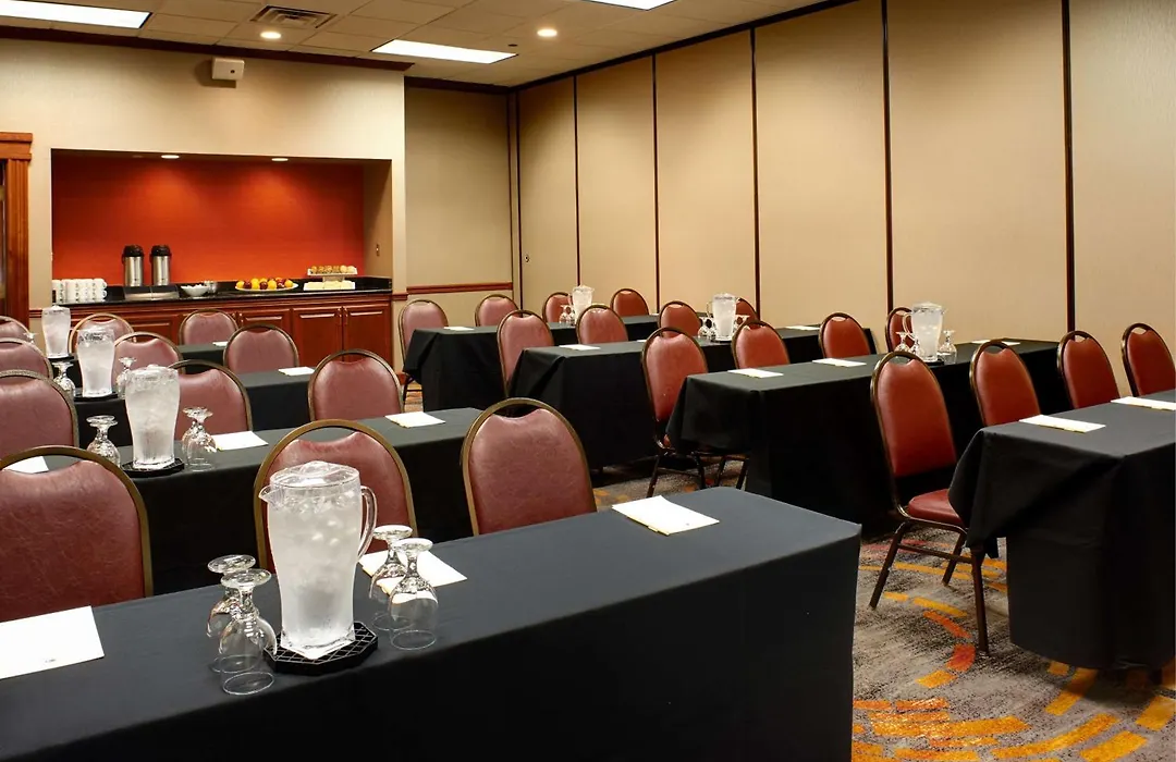 Doubletree By Hilton Dearborn-1